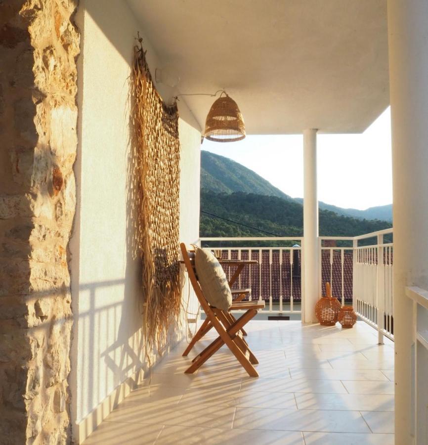 Mi Sestre - Studio Apartment Hvar Vrisnik Jelsa  Luaran gambar